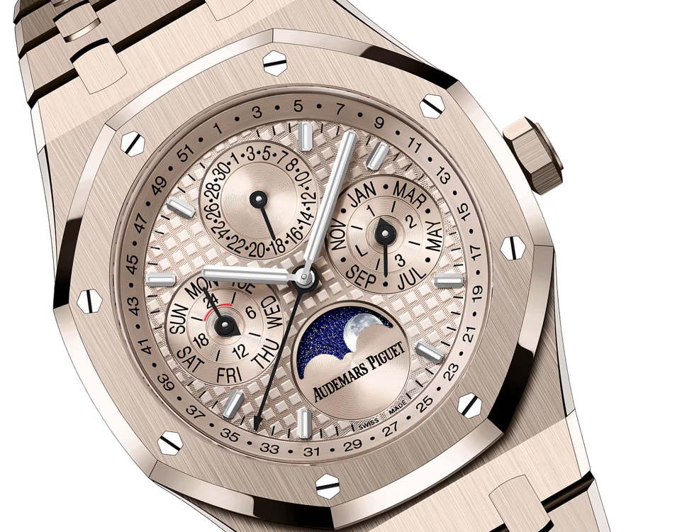 Luxury Black Chronograph Watch for Men