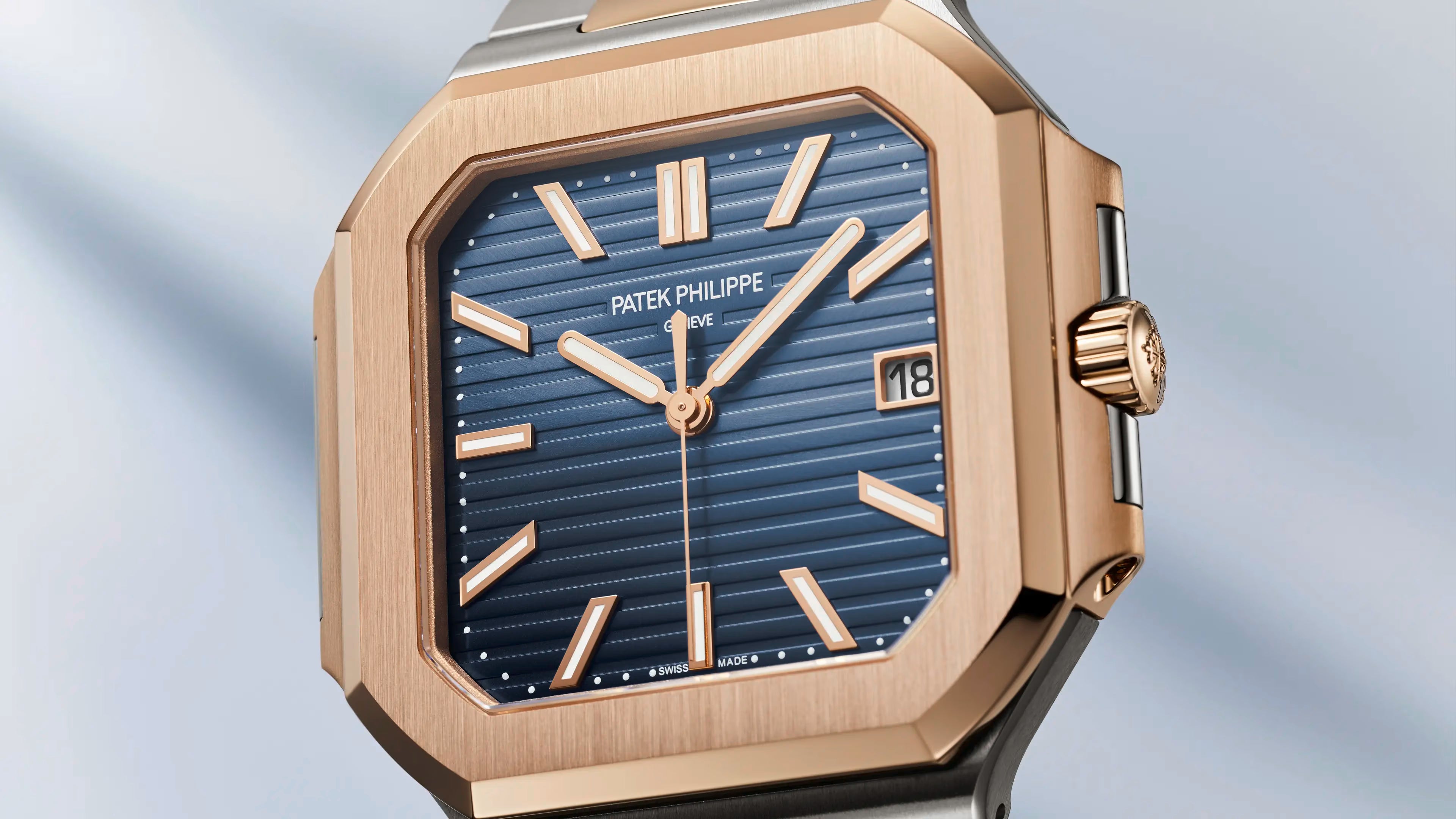 Patek Philippe Nautilus Rose Gold Blue Dial Luxury Men’s Watch
