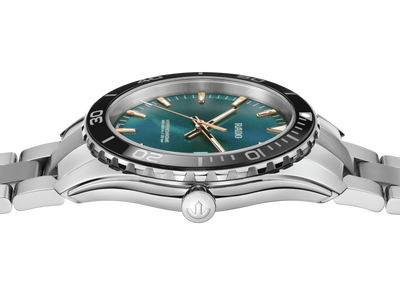Black ceramic rotating bezel